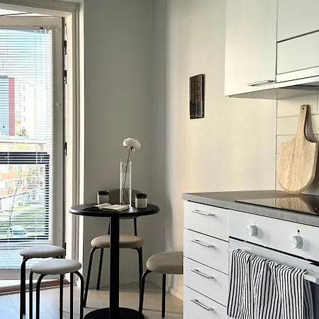아파트 Two-room With A Balcony *